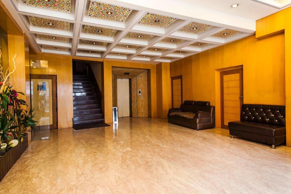 Hotel Sobhraj Аджмер Экстерьер фото