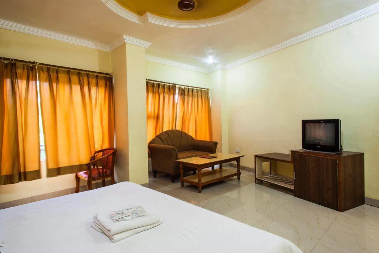 Hotel Sobhraj Аджмер Экстерьер фото