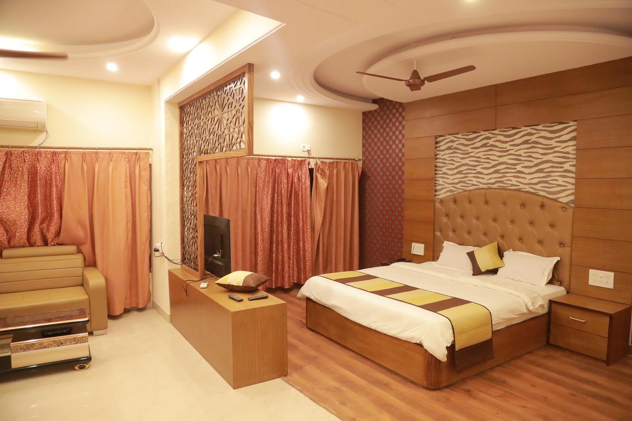 Hotel Sobhraj Аджмер Экстерьер фото
