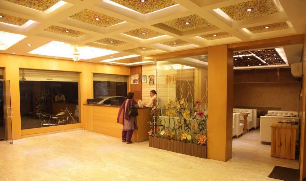 Hotel Sobhraj Аджмер Экстерьер фото